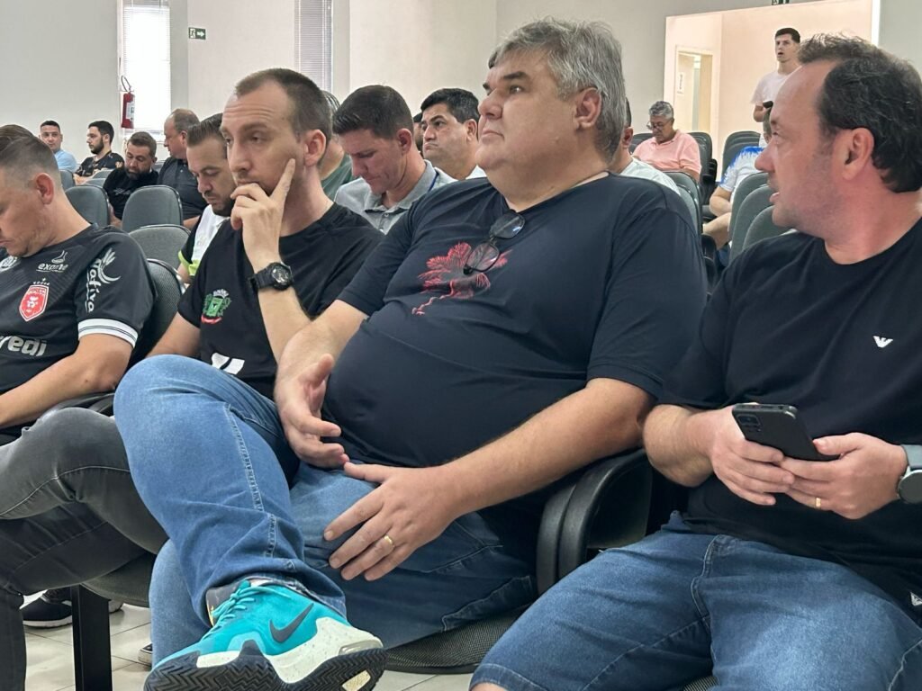 Representantes de Capanema no Congresso Técnico da Copa Aesupar 2025 - Foto: Ademir Maia