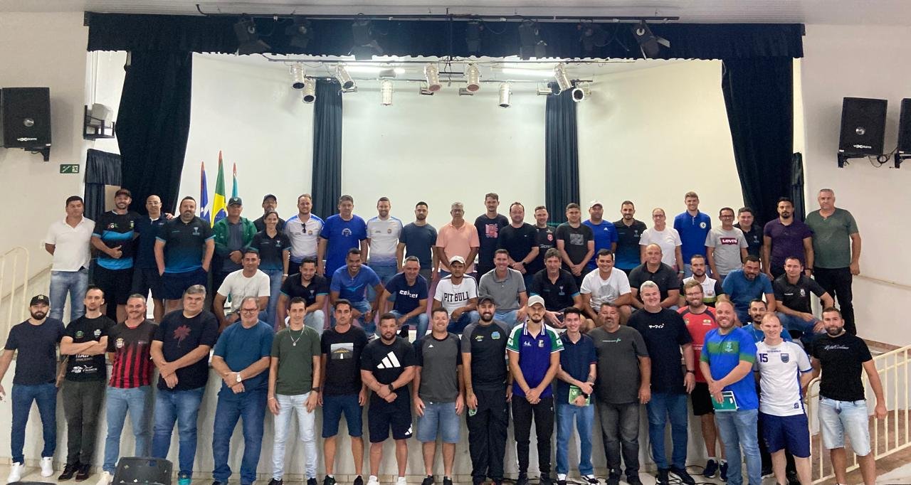 Secretários de Esporta no Congresso Técnico da Copa Aesupar 2025 - Foto: Wesley Hoinatz