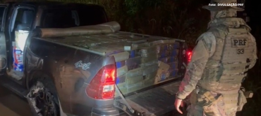 PRF apreende 1,428 tonelada de maconha em camionete com placa clonada