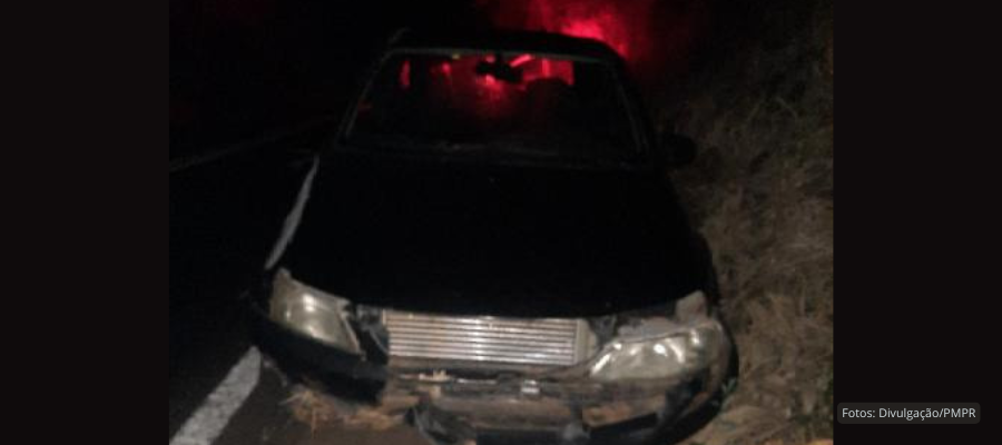 Veículo capotado na PR-281 em Salto do Lontra