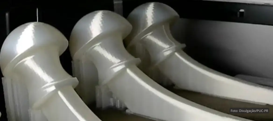 Prótese com antibiótico feita em impressora 3D