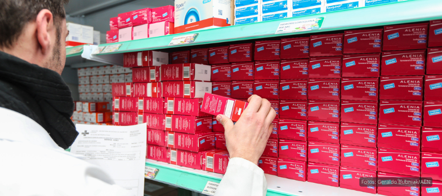 Entrega de medicamentos do SUS no programa Remédio em Casa