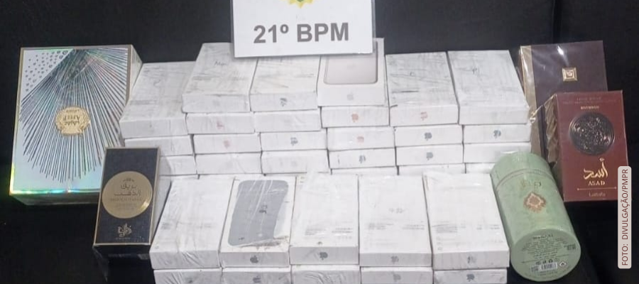 Francisco Beltrão: Operação conjunta apreende 43 iPhones e perfumes em ônibus