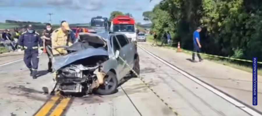 Veículos envolvidos no fatal acidente PRC-280 entre Clevelândia e Mariópolis.