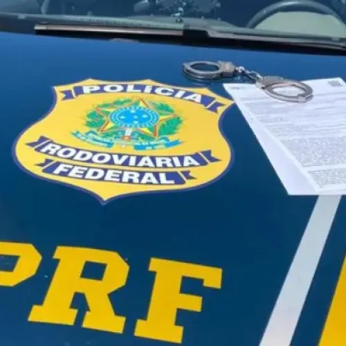 PRF prende foragido por estupro durante fiscalização na BR-373 em Coronel Vivida