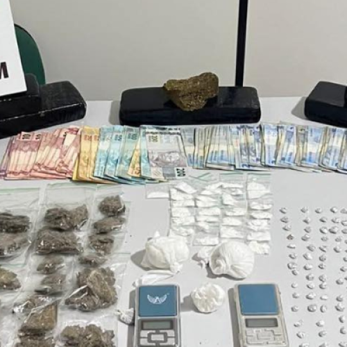 Santa Izabel do Oeste: PM consegue prender dois jovens por tráfico de drogas