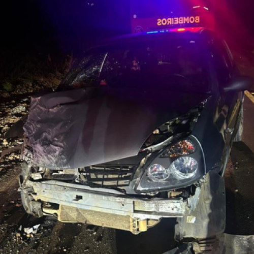 Colisão frontal na PR-562 deixa 5 feridos em São João