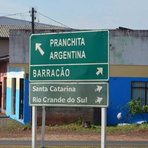 Foragido é preso ao cruzar rio na fronteira em Santo Antônio do Sudoeste