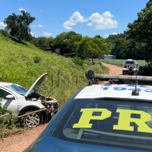 Acidente fatal em Capanema com capotamento de Saveiro na BR-163